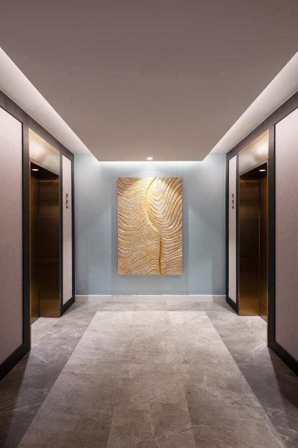Dorsett Gold Coast Otel Dış mekan fotoğraf