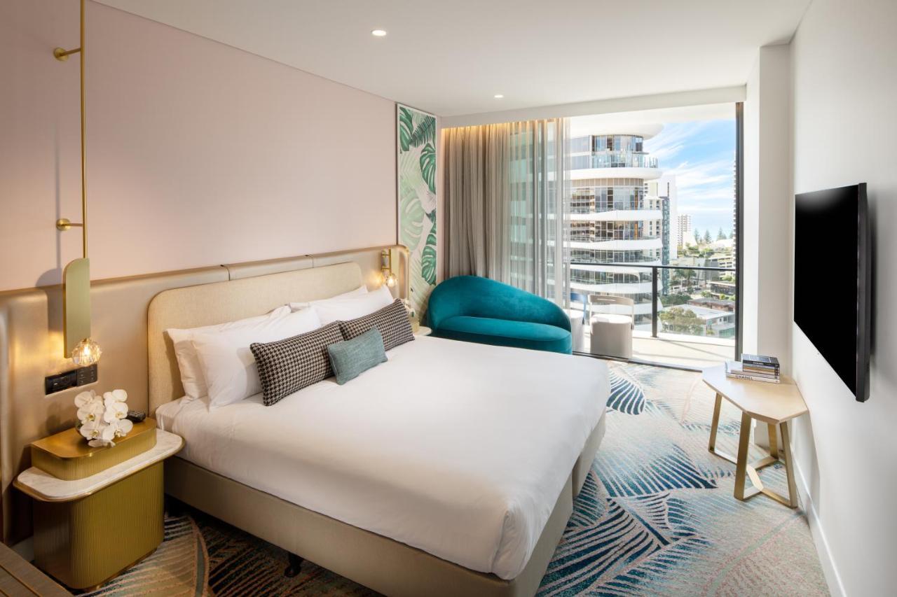 Dorsett Gold Coast Otel Dış mekan fotoğraf