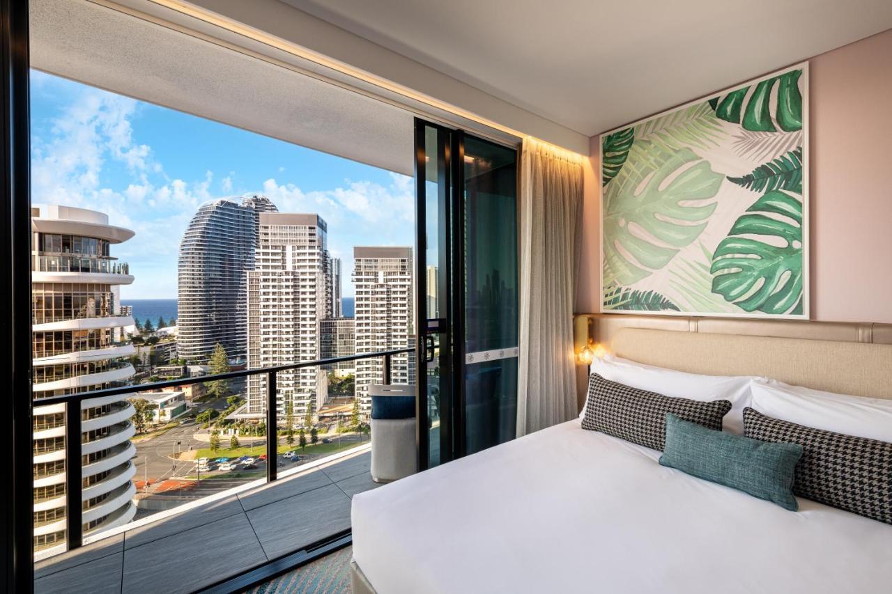 Dorsett Gold Coast Otel Dış mekan fotoğraf